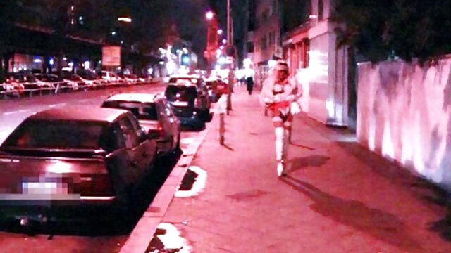 Відмінно : Дружина зраджує порнодівчата з хтивим самцем, поки чоловіче розмовляє по телефону Класні порнофільми